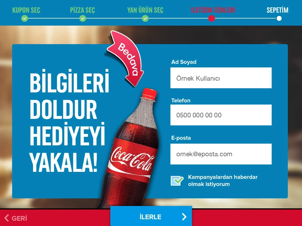 Ad, telefon ve e-posta alanlarıyla bilgi formu